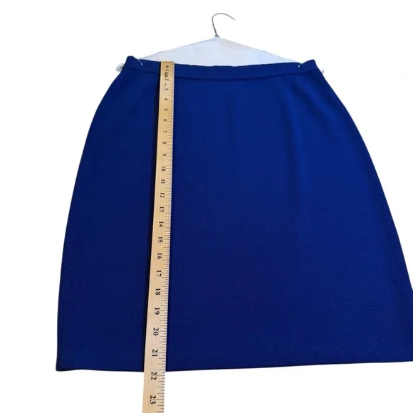 St. John Evening Blue Knit Bib Skirt Suit Jacket 12 Skirt 8 Embellished Peacock - Picture 16 of 16